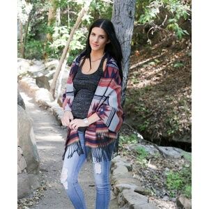 Wendy Bellissimo Warm Aztec Print Hooded Maternity